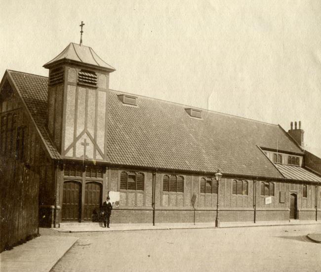 St. Matthew's Church, Clifton Road, Kirkley